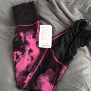 Lululemon Endeavor Tight *Brand New*